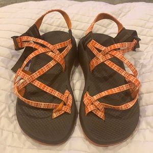 Orange Chaco